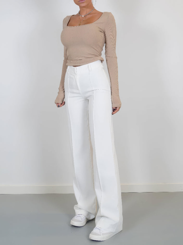 Damenhose mit hoher Taille und weitem Bein