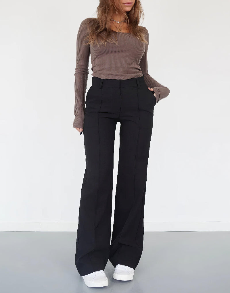 Damenhose mit hoher Taille und weitem Bein