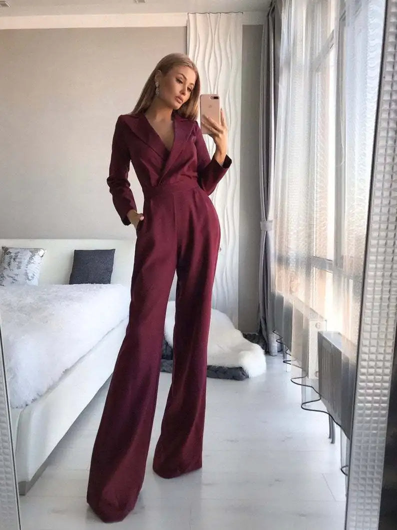 Eleganter V-Ausschnitt-Jumpsuit mit weitem Bein