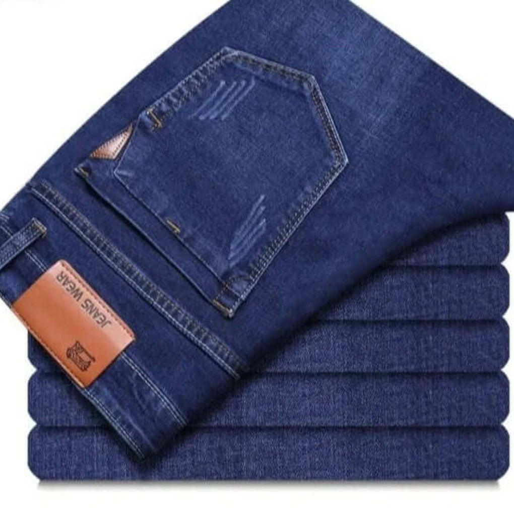 Herrenjeans mit geradem Bein
