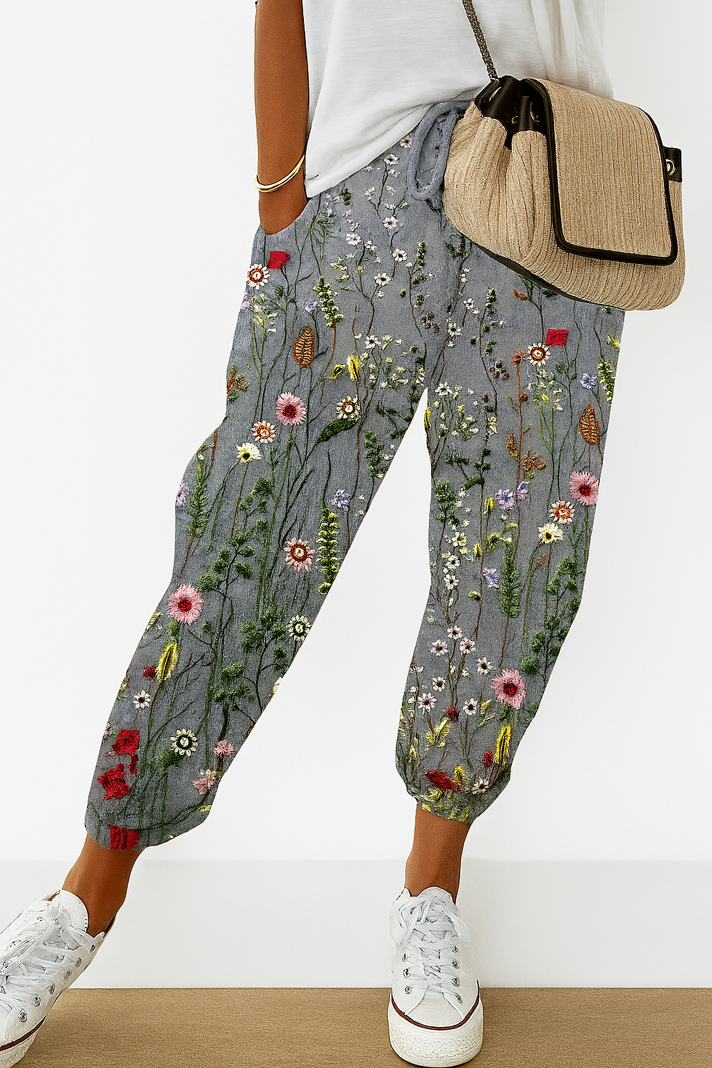 Locker sitzende bedruckte Damenhose