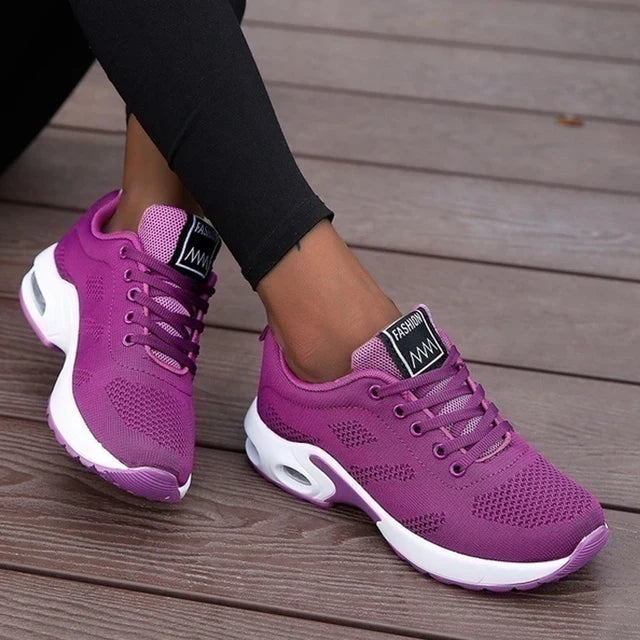 Leichte orthopädische Turnschuhe