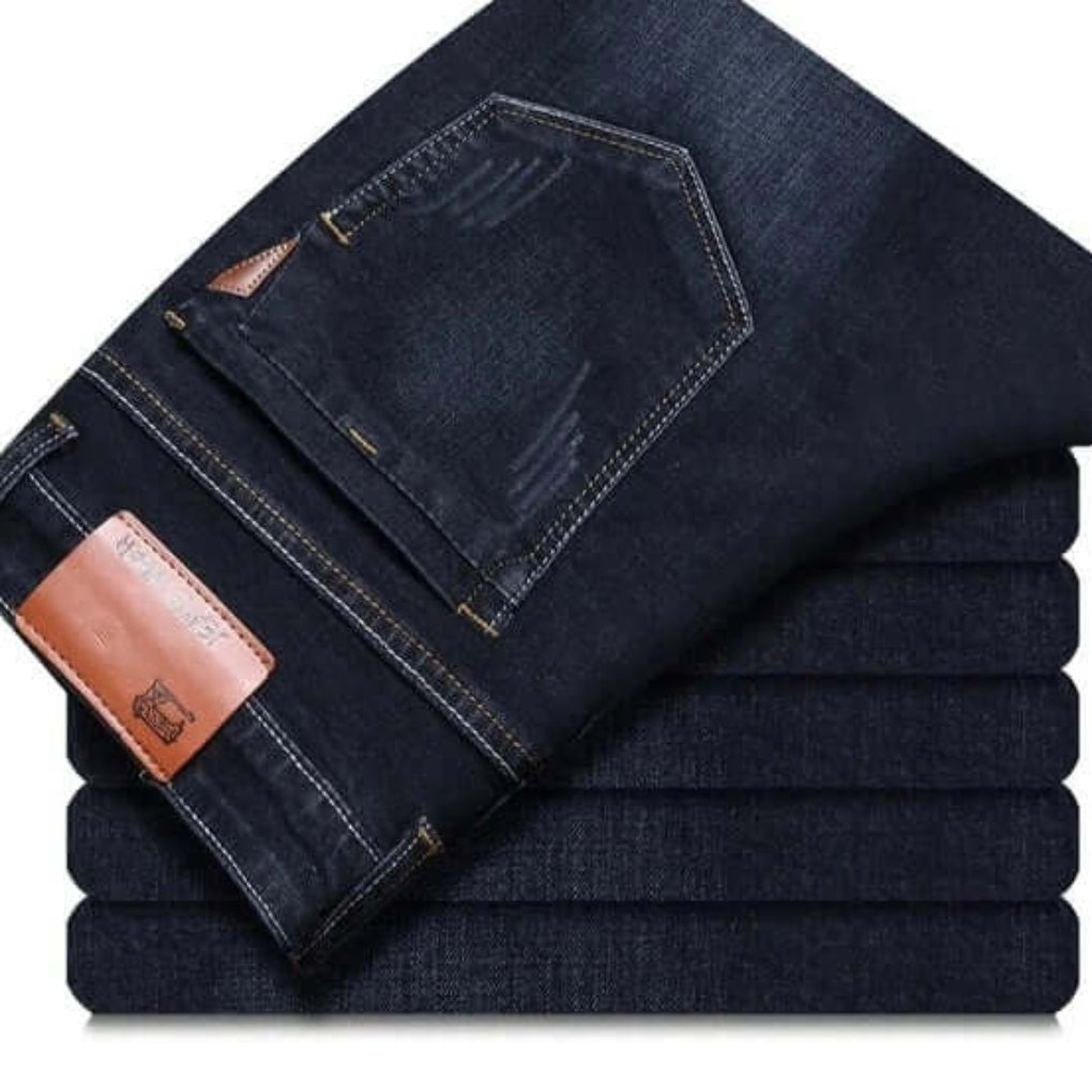 Herrenjeans mit geradem Bein