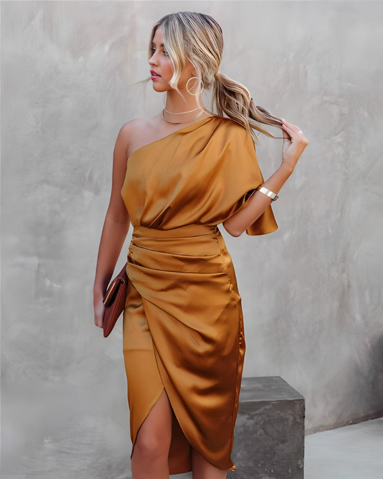 Asymmetrisches Off-Shoulder-Kleid
