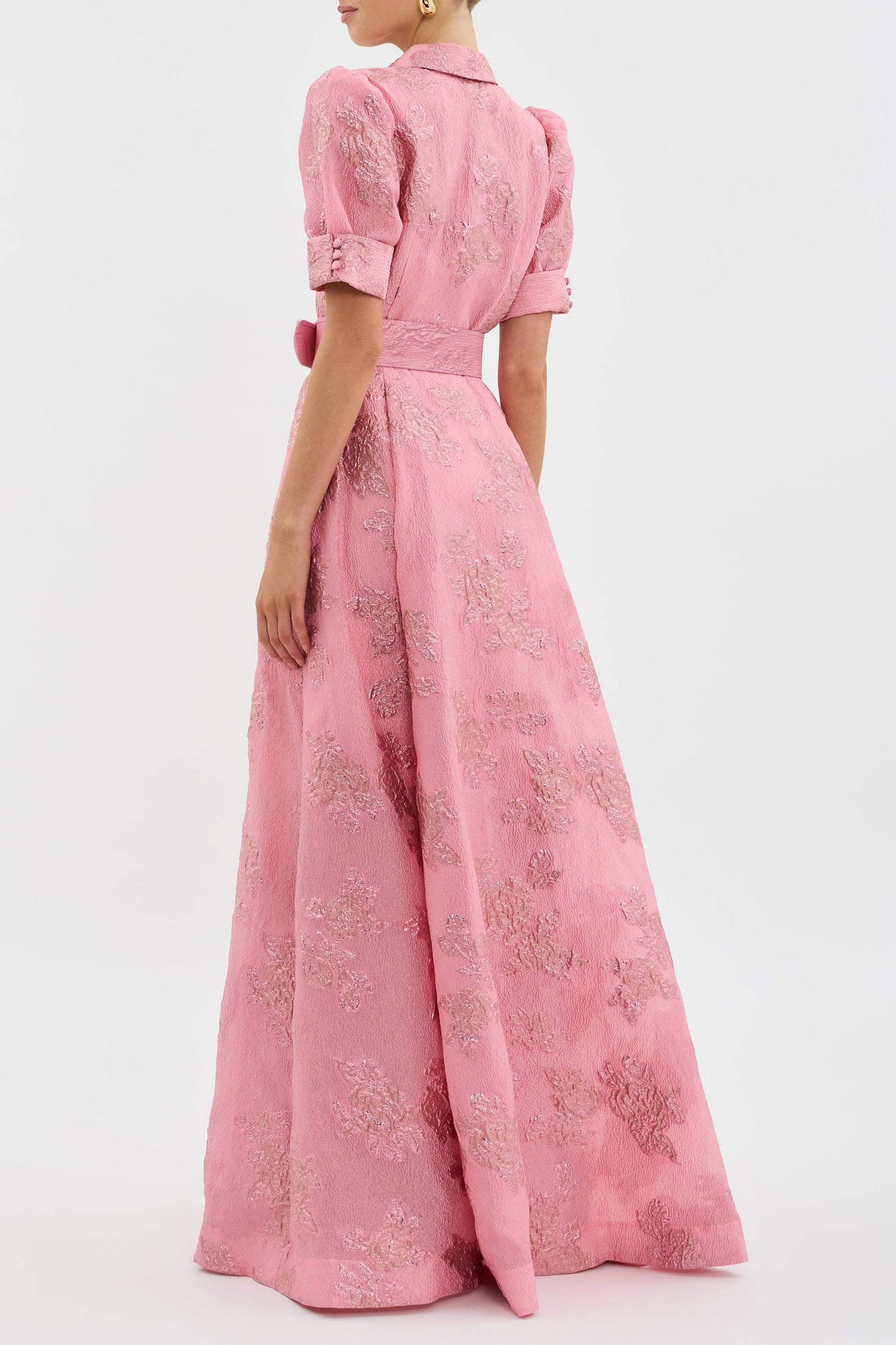 Damenkleid mit kurzen Puffärmeln