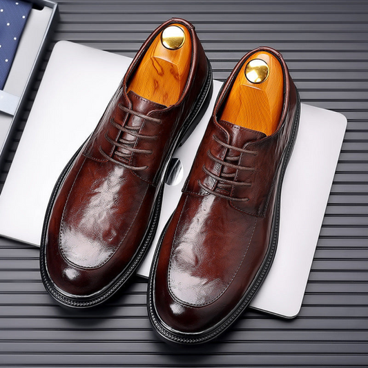 Klassische Eleganz für alle Jahreszeiten – Oxford-Schuhe aus Leder