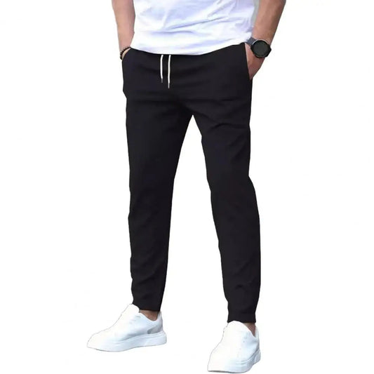Sportliche Jogginghose mit Taschen und elastischem Bund
