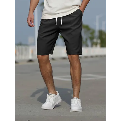 Hoch geschnittene Sommershorts für Männer | Atmungsaktiv