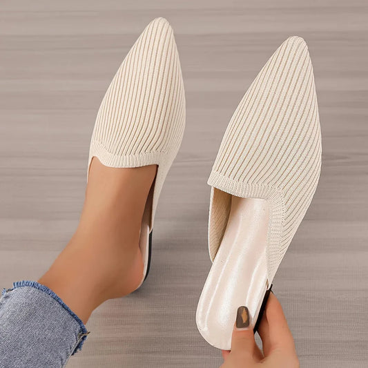 Flache Strickpantoletten für Damen