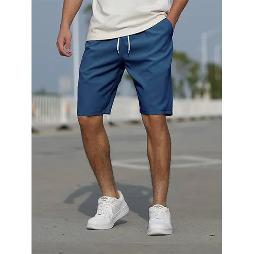 Hoch geschnittene Sommershorts für Männer | Atmungsaktiv
