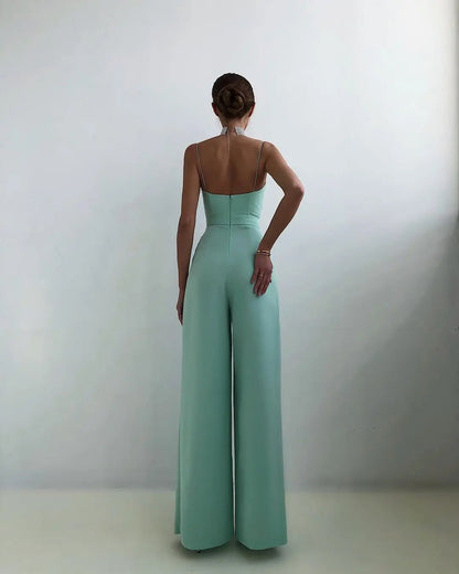Ärmelloser Jumpsuit mit hoher Taille und weitem Bein
