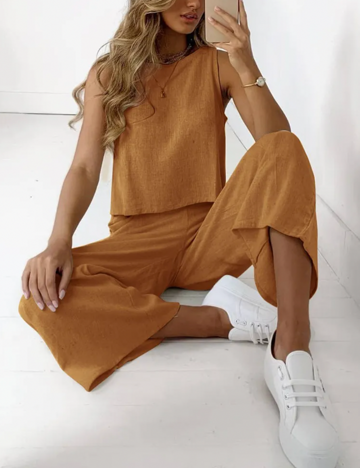 Stilvolles Tunika-Kleid mit V-Ausschnitt und Spitzenakzenten