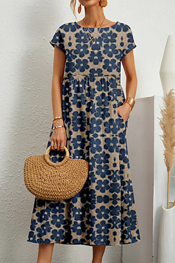 Midikleid im Bohemian-Stil mit Blumenmuster und Flügelärmeln