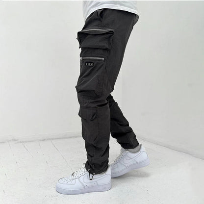 Herren-Cargohose mit klassischer Passform und mehreren Taschen