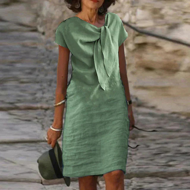 Elegantes figurbetontes Damen-Minikleid mit kurzen Ärmeln