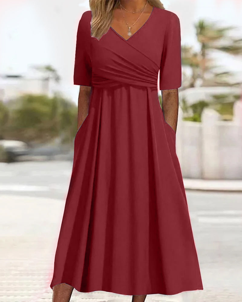 Gekreuztes Kurzarmkleid