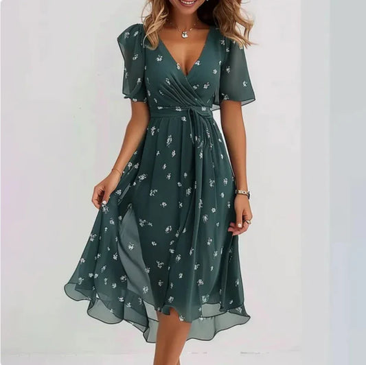 Luftiges Sommerkleid mit Blumenmuster