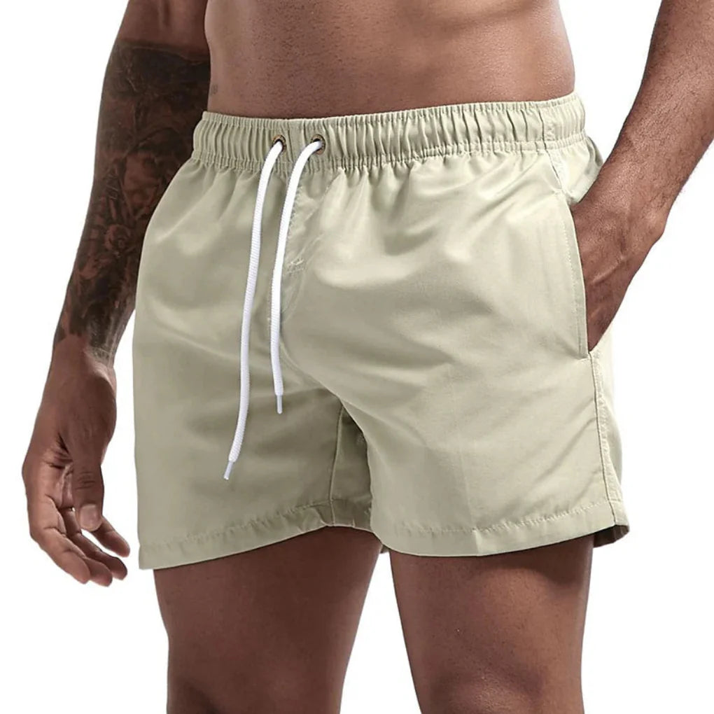 Schnelltrocknende Badeshorts für Herren